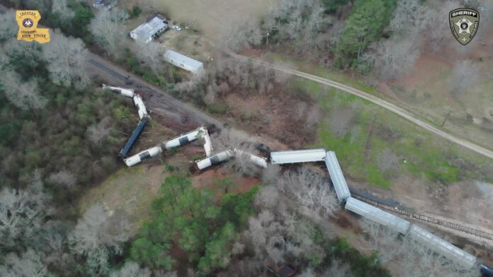 LSP UPDATE: DeSoto Parish Train Derailment Haz-Mat Evacuation