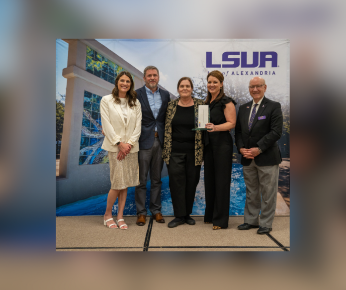 LSUA Recognizes Outstanding Faculty and Staff at Annual Awards Night