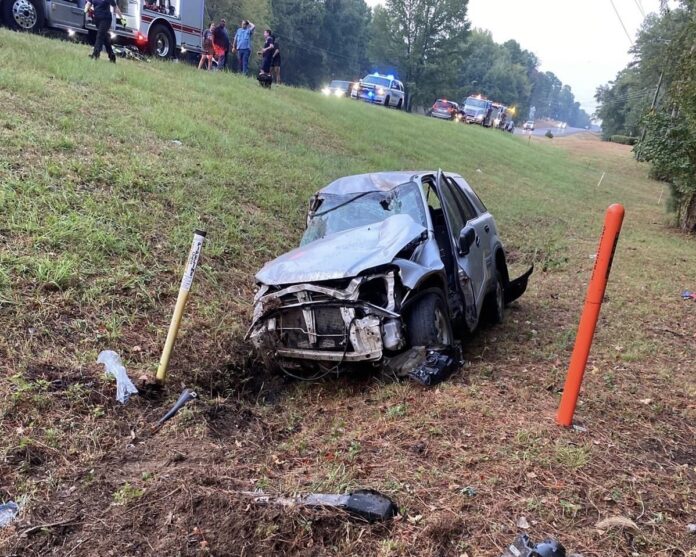 Natchitoches: Woman injured in single-vehicle crash on La. Hwy 6 West