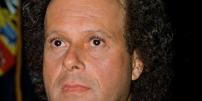 Image Source:John Mathew Smith & www.celebrity-photos.com from Laurel Maryland, USA - Richard Simmons, CC BY-SA 2.0, https://commons.wikimedia.org/w/index.php?curid=76508363