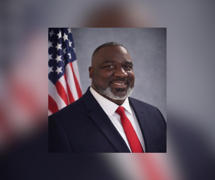 Raymond Eli Smith announces run for Alexandria City Marshal