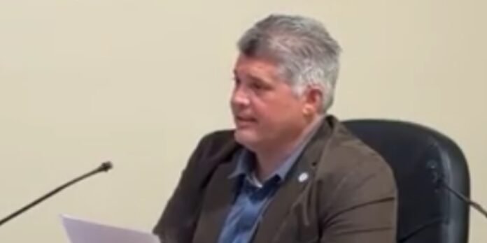 Mayor Jacques Roy described some council actions as “vain and useless acts.”