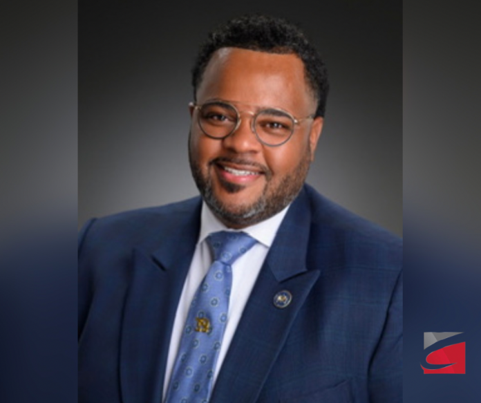 State Sen. Larry Selders Dies at 44